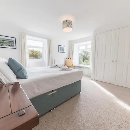 Lakeland With An Acre Of Gardens, Games And Free Parking * Rusland