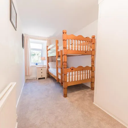 Lakeland With An Acre Of Gardens, Games And Free Parking Rusland