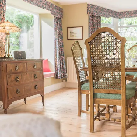 Landhaus Lakeland With An Acre Of Gardens, Games And Free Parking *