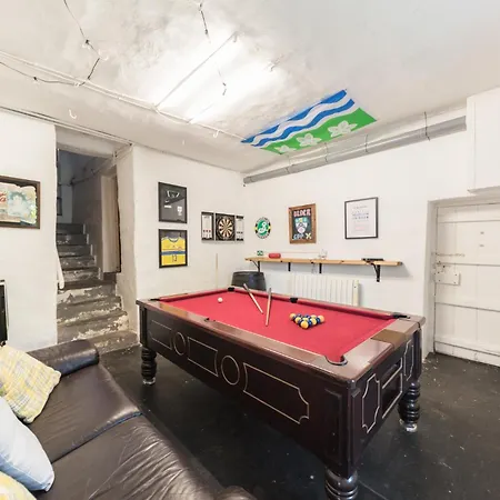 בית כפרי Lakeland With An Acre Of Gardens, Games And Free Parking Rusland