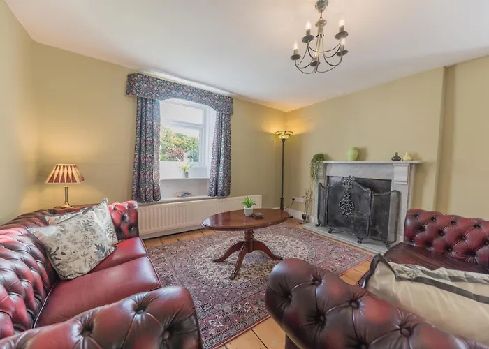 Lakeland With An Acre Of Gardens, Games And Free Parking Country house Rusland