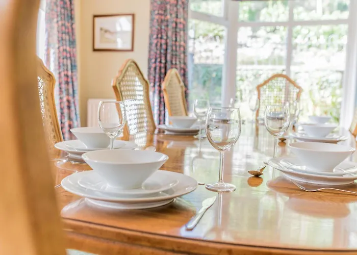 Lakeland With An Acre Of Gardens, Games And Free Parking Country house *