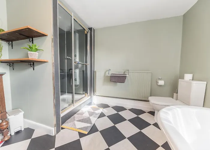 Lakeland With An Acre Of Gardens, Games And Free Parking * Rusland